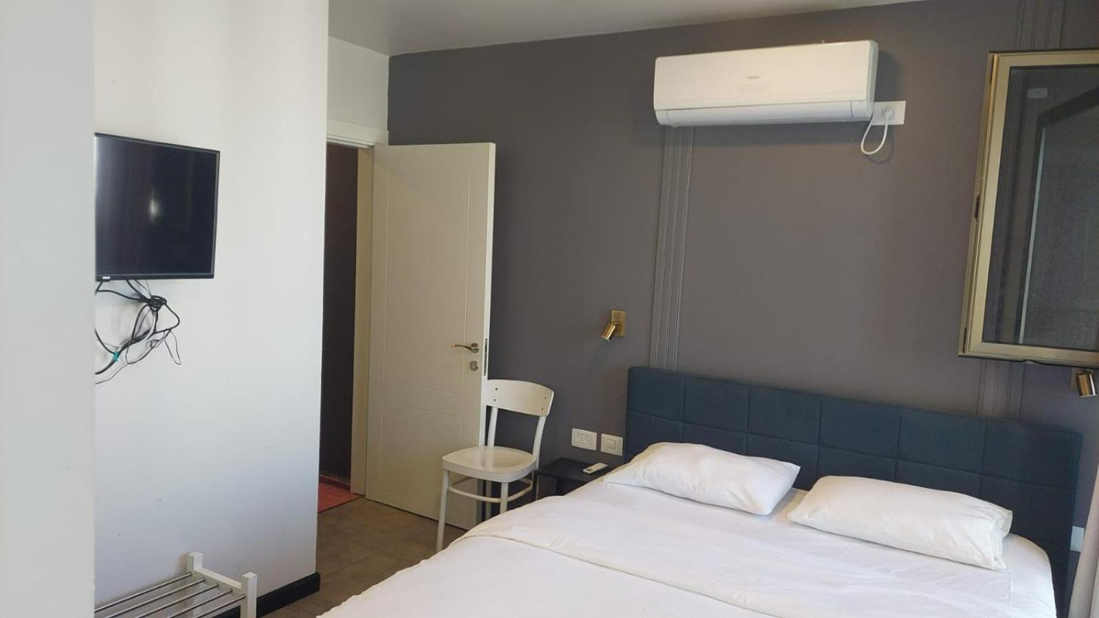 Moon TLV Hotel Tel Aviv Kamer foto